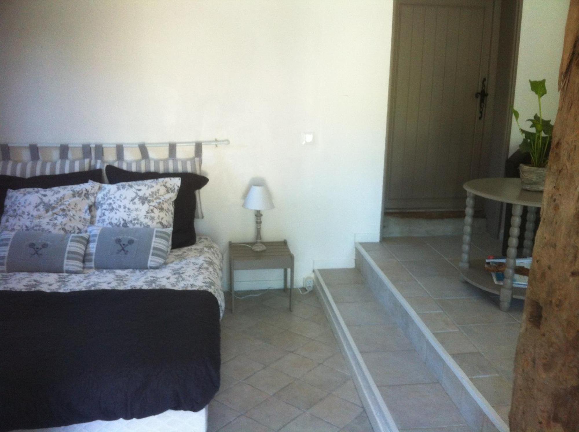 Bed and Breakfast Le Champ Des Possibles Manerbe Номер фото
